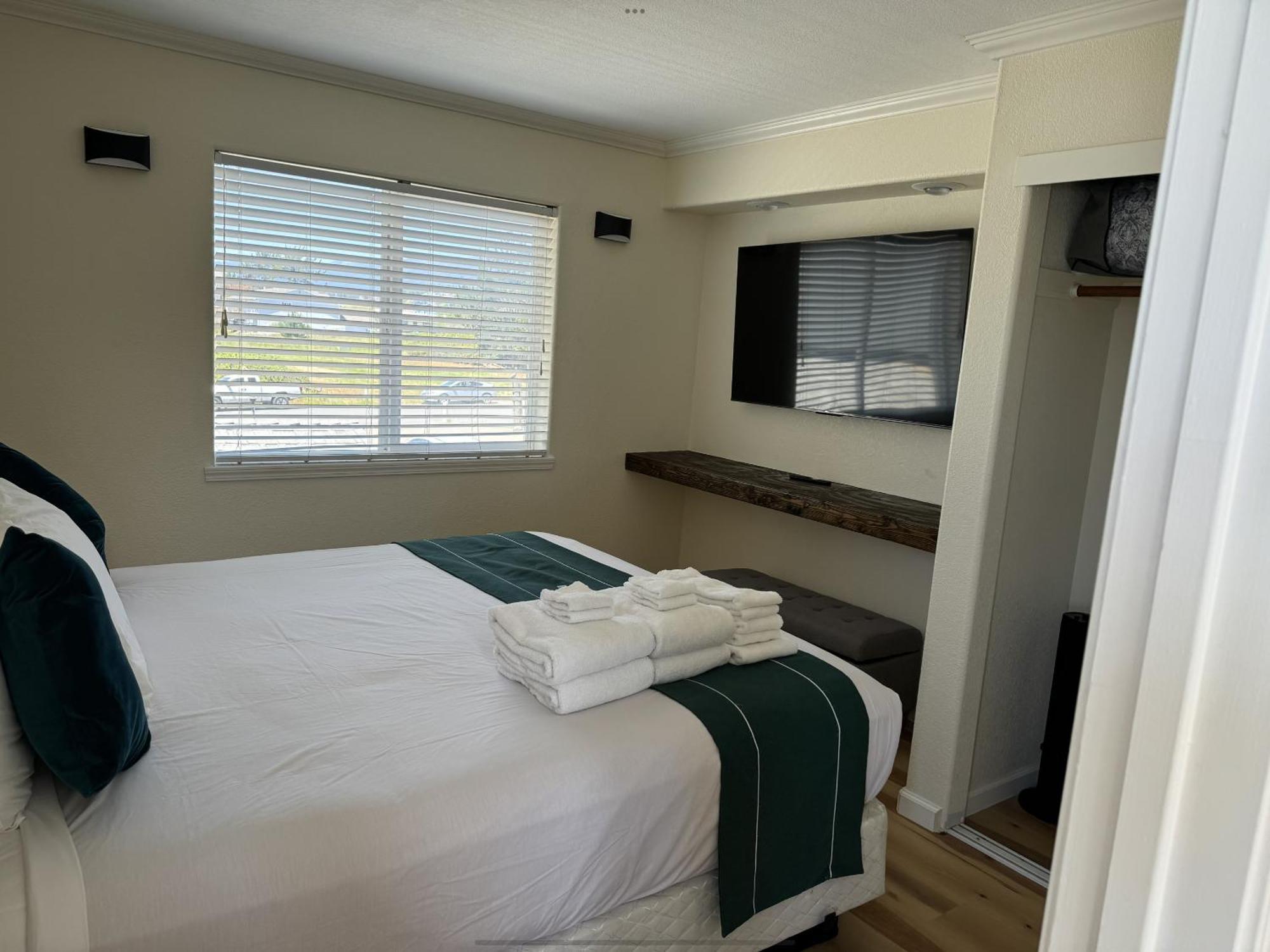 The Oceanfront Inn Shelter Cove Экстерьер фото